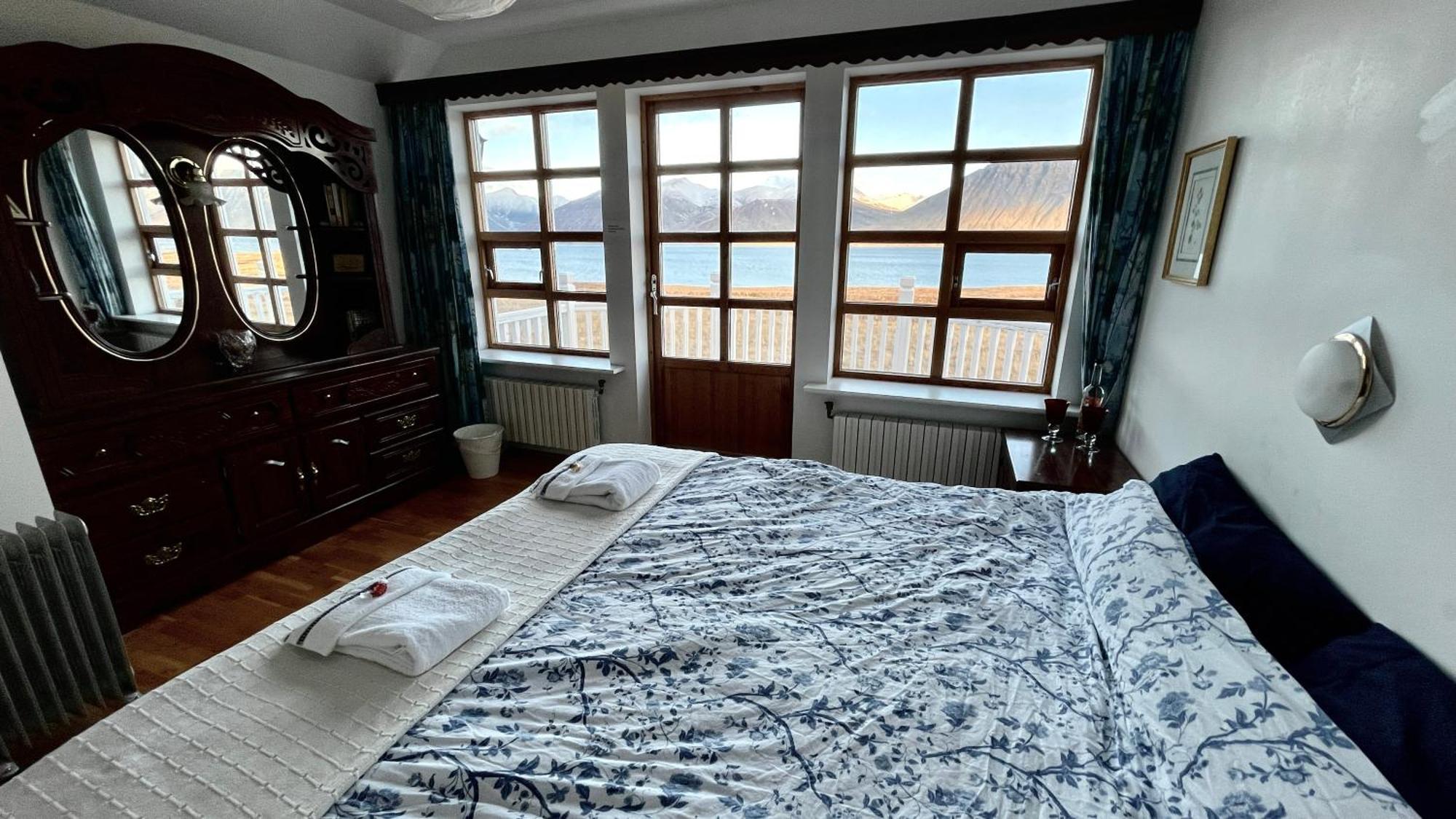 The Guesthouse At Dynjandi Falls Bildudalur Екстер'єр фото